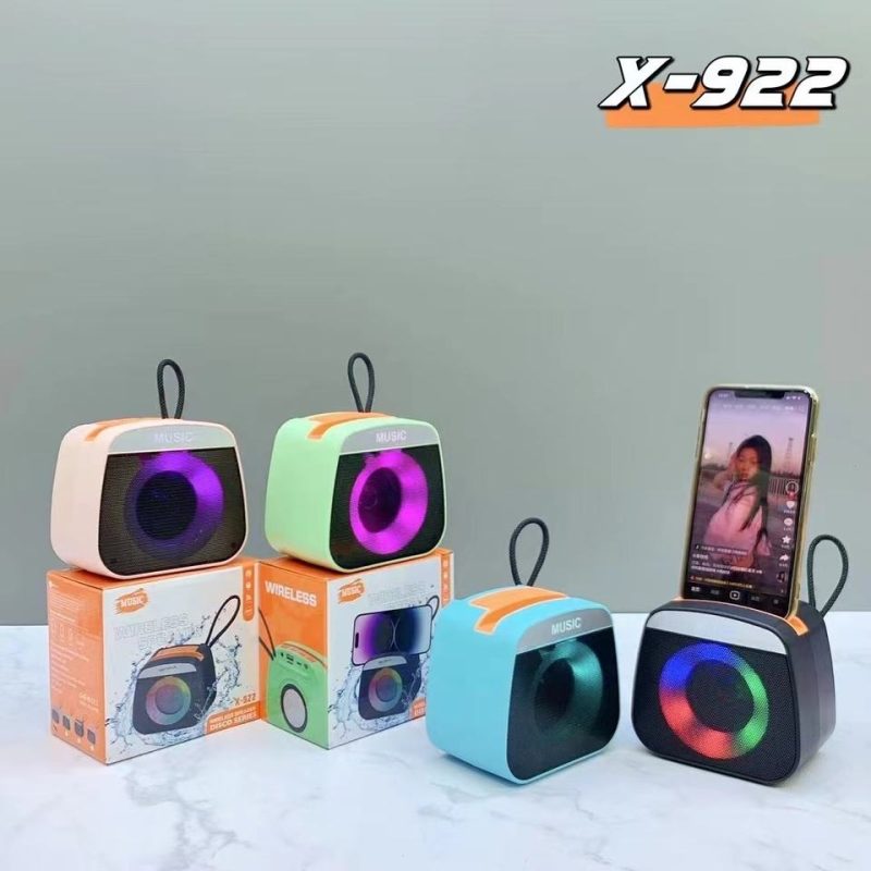 X-922 RGB LED Bluetooth Speaker – 5W Portable Wireless Speaker with TF Card Support image 3